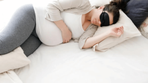 how to put pillow under hips to get pregnant