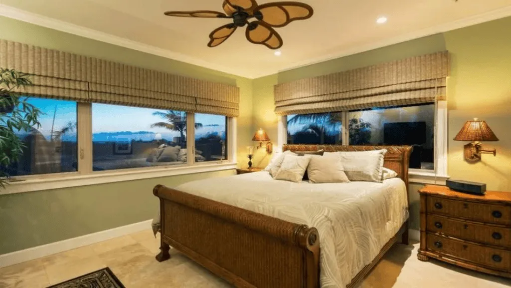 optimal sleep environment with regulated light and temperature optimal sleep environment with regulated light and temperature