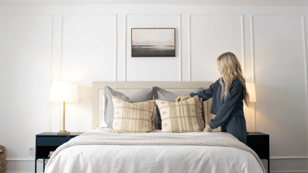 queen pillow dimensions