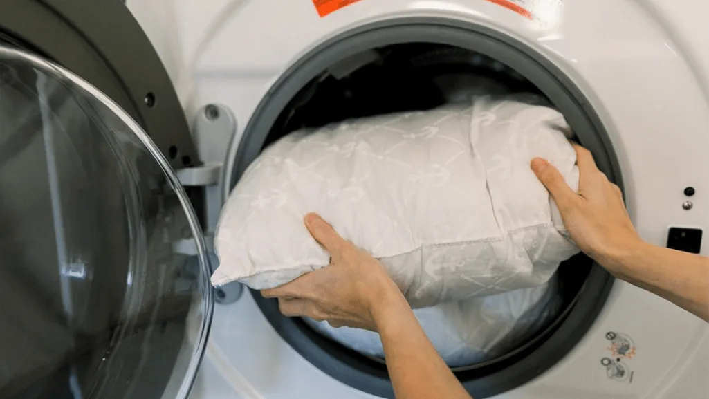 proper pillow placement in washer